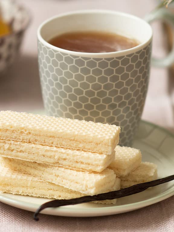 Schär Gluten-Free Vanilla Wafers, 4.4oz (Pack of 12) – Crispy Texture, Rich Vanilla Flavor, Non-GMO, No Artificial Preservatives, Perfect Snack or Dessert Ingredient