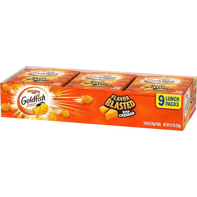 Goldfish Flavor Blasted Xtra Cheddar Cheese Crackers, Baked Snack Crackers, 0.9 oz On-the-Go Snack Packs, 9 Count Tray (Pack of 2)