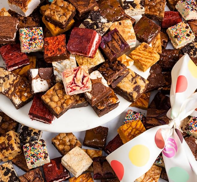 Brownie Points Baby Brownies, 200-Individually Wrapped, Fine and Fresh Ingredients, Gift Box and Gifts Baskets for all Occasions, Fudge Chocolate Brownies, Baked from Scratch, Gourmet Sweet Desserts