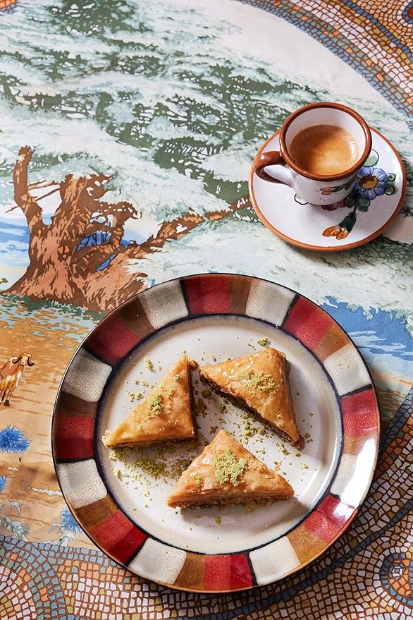 Cedar Pastries 16-Piece Traditional Triangle Baklava – Cashew, Almond & Walnut Assortment | Handmade Mediterranean Dessert | Kosher & Halal