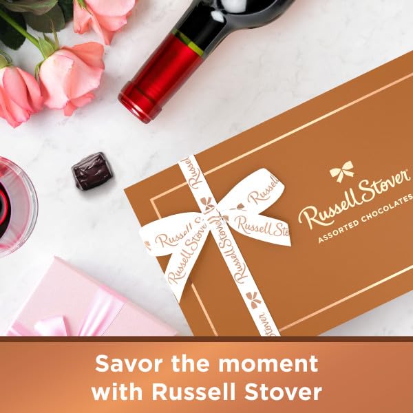 NEW - RUSSELL STOVER Assorted Milk & Dark Chocolate Gift Box, 32 oz. (≈ 56 pieces)