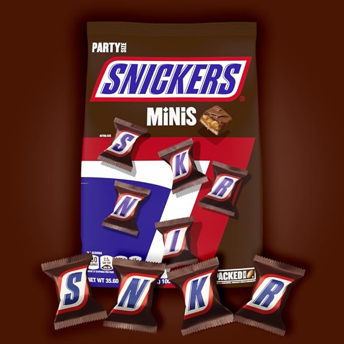 SNICKERS Minis Size Milk Chocolate Candy Bar Bulk Assortment, 35.6 oz Bag (Pack of 2)