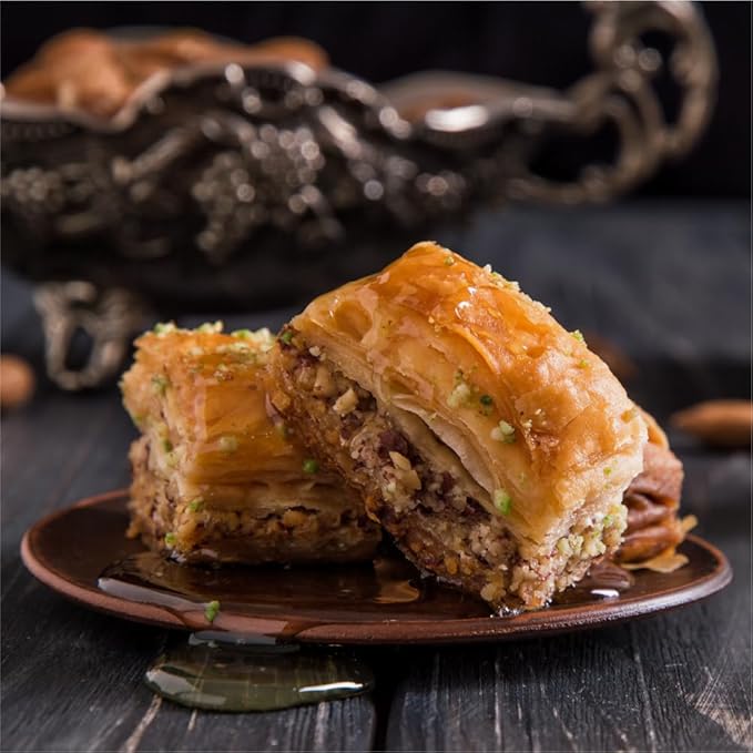 Anabtawi Middle Eastern Sweets - 80-Piece Assorted Baklava, Pistachio and Almond Pastry - Traditional Arabic Baklava Gift Box - No Preservatives, No Additives - Gourmet Baklava Pastry Boxes - 800g