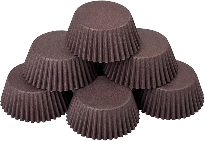 qiqee 600pcs Coffee Cupcake Liners Muffin Linner No Smell, Food Grade Baking Cups（Standard Size）