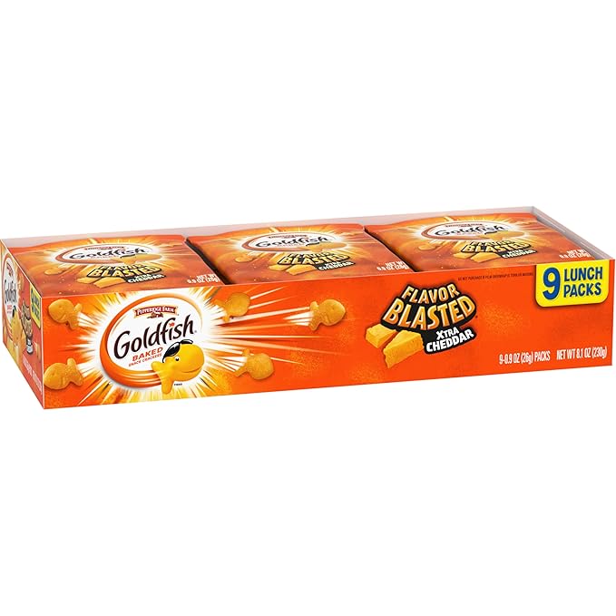 Goldfish Flavor Blasted Xtra Cheddar Cheese Crackers, Baked Snack Crackers, 0.9 oz On-the-Go Snack Packs, 9 Count Tray