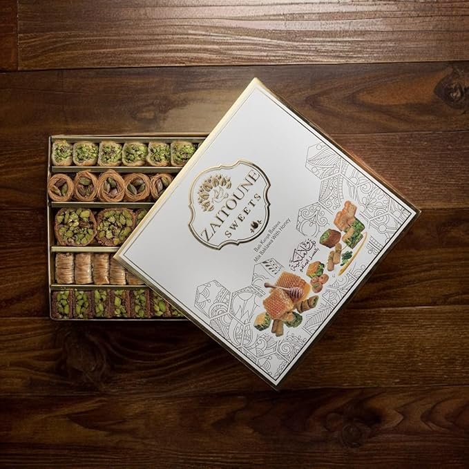 Zaitoune Pistachio Baklava with Honey - 18 oz | Luxury Pastry Assortment | Arabic Dessert with Authentic flavors in Beautiful Gift Packaging | Traditional Recipe & Handmade in Turkey