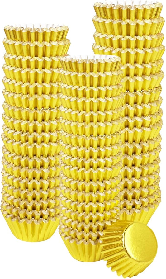 qiqee Mini Gold Foil Cupcake Liners For Baking 300pcs Baking Cups Thick ＆ Sturdy, Oil Resistance, Muffin Liners Paper(Small Size 1.25inch Bottom)