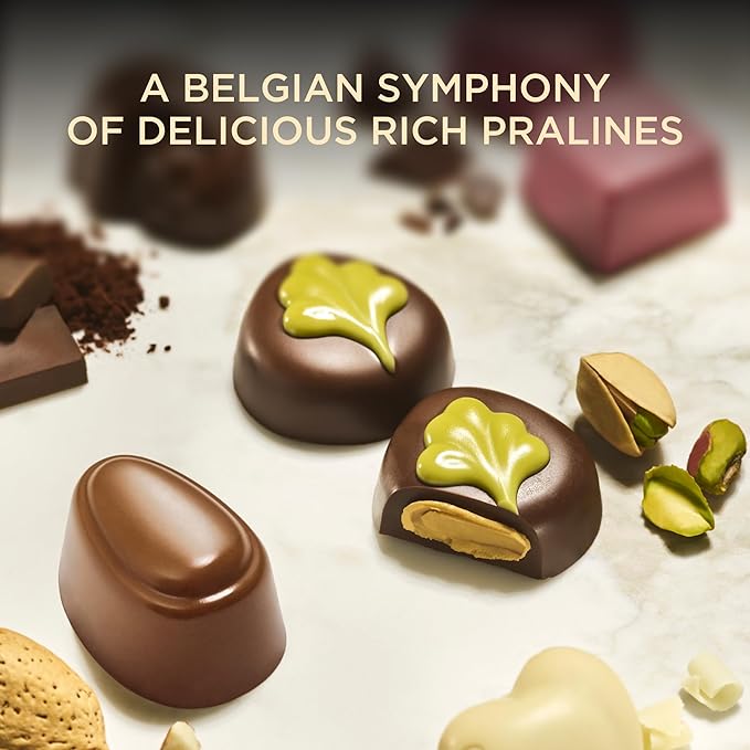 Godiva Gold Assorted Chocolate Gift Box, Belgian Dark and Milk Chocolates with Pralinés, Ganaches & Caramels, Gourmet Gift for Birthdays, Holidays, Kosher, 15 Pc