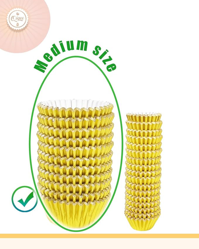 qiqee Gold Foil Cupcake Liners For Baking 300 Count Baking Cups Thick ＆ Sturdy, Oil Resistance,Muffin Liners Paper(Standard Size)