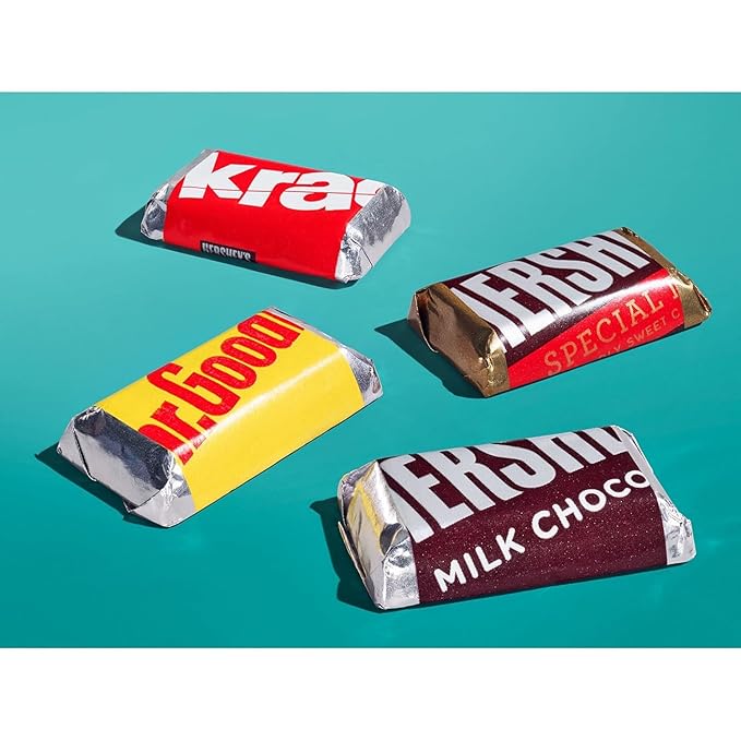 Chocolate Assorted Miniatures Bulk Candy Variety Pack - 2lb Bulk Chocolate Candy Individually Wrapped Great for Party Favors, Candy Bowls, Gift Bags, and Office Treats - Chocolate Candy Miniatures Assortment Bulk Pack - 2 Pounds