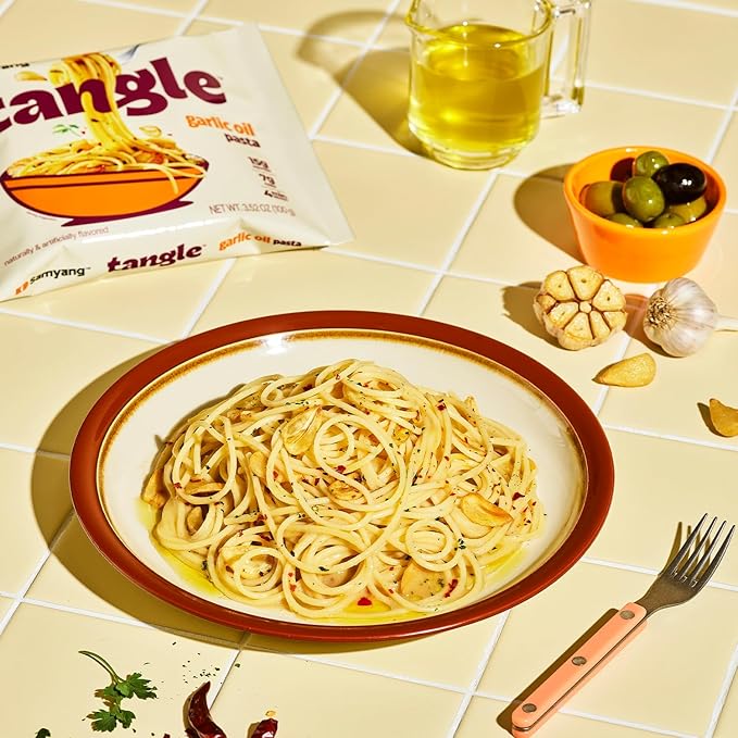 Samyang Tangle Garlic Oil Pasta | Instant Pasta | Mukbang | 15g of Protein | Linguine | 6g of Fiber | Chick Pea based | Easy Prep | Convenient | 4 Pack