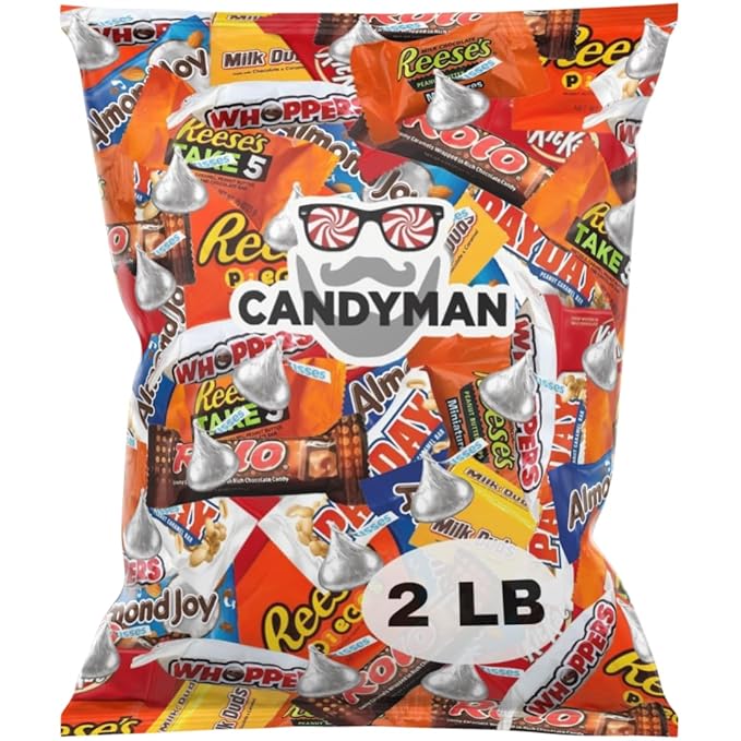 CANDYMAN 2 Pound Gift Box Mix of Chocolate, Individually Wrapped Assorted Bulk Candy Chocolates Variety Pack, Perfect for Holiday Candies, Valentine's Day