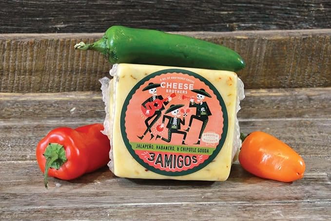 Cheese Bros. Deluxe Hot & Spicy Gift Box | Fresh from Wisconsin | Gouda varieties including Scorpion Pepper, Honey Sriracha, Mango Habanero, 3 Amigos Pepper and 2 bottles of Hot Sauce | Food Gifting