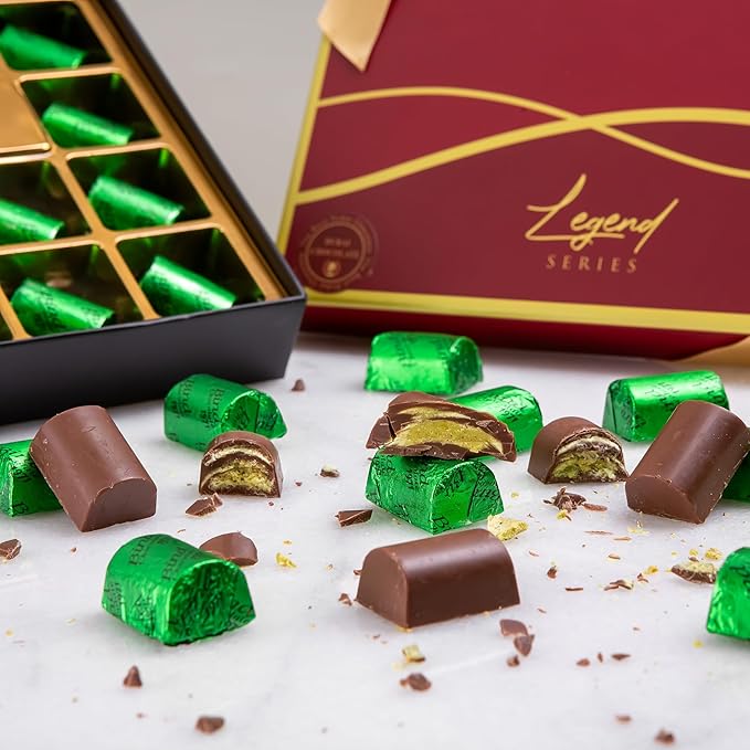 CARIANS Dubai Chocolate Gift Box, Dubai Chocolate Candy with Pistachio and Kataifi, Great for Gift Giving, Anniversary, Valentine's Day 17 Pcs
