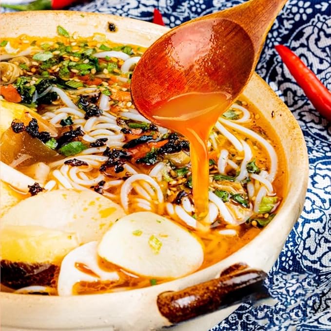 SIJIYUNLI - GUO QIAO MI XIAN - Vegetarian lovers' welfare, pure vegetable ingredients, delicious without meat, 0 fat rice noodles are more healthy, pasta substitutes, fast cooking (285g/10.05oz, Fragrant spicy flavors)
