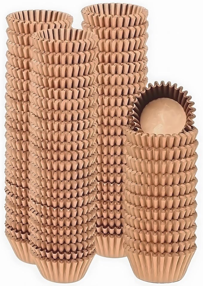 qiqee 1000 Count Mini Cupcake Liners Natural Muffin Liners Food Grade Baking Cups Paper No Smells（Small Size）