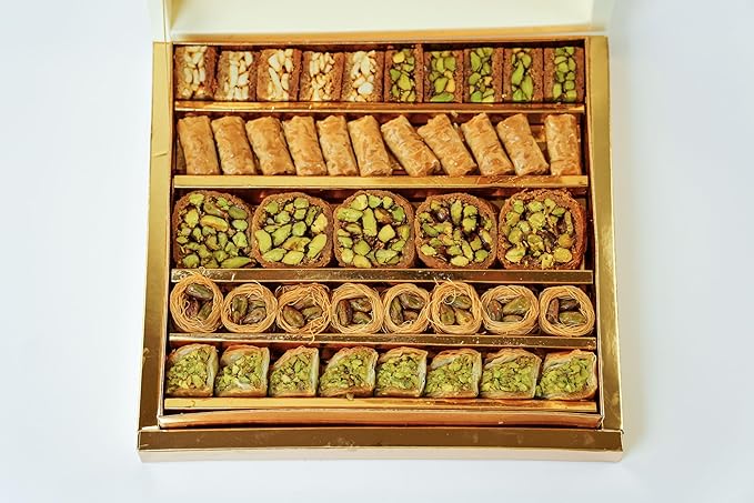 Zaitoune Pistachio Baklava with Honey - 18 oz | Luxury Pastry Assortment | Arabic Dessert with Authentic flavors in Beautiful Gift Packaging | Traditional Recipe & Handmade in Turkey