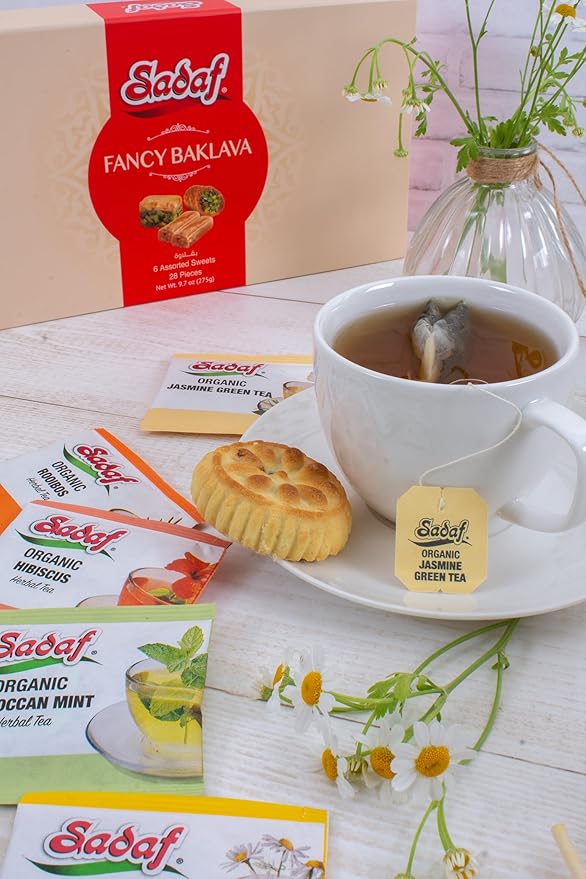 Sadaf Fancy Baklava - Sweet Baklava Pastry - Tasty Snack - Middle Eastern Delight - Pastry Gift Box - 6 Assorted Sweets | 28 pieces