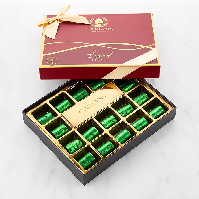 CARIANS Dubai Chocolate Gift Box, Dubai Chocolate Candy with Pistachio and Kataifi, Great for Gift Giving, Anniversary, Valentine's Day 17 Pcs