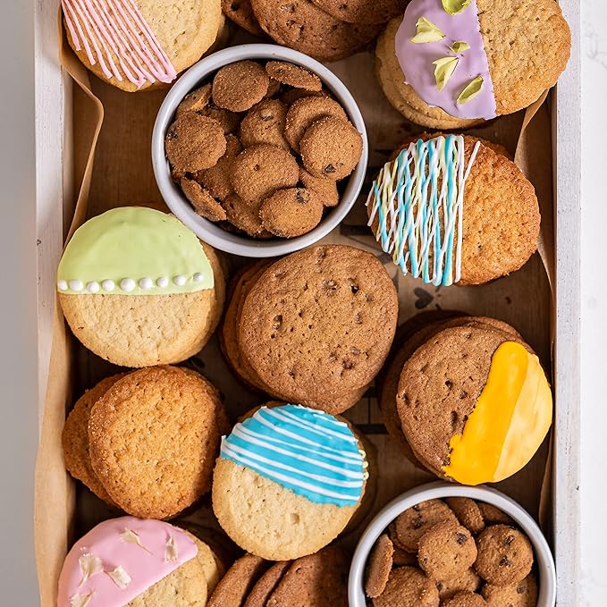 Tate's Bake Shop Cookies Variety Pack, Salted Caramel Chocolate Chip & Chocolate Chip Cookies, 4 Bags